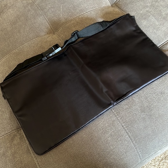 Makeup brush waist bag!!!! - Picture 4 of 6